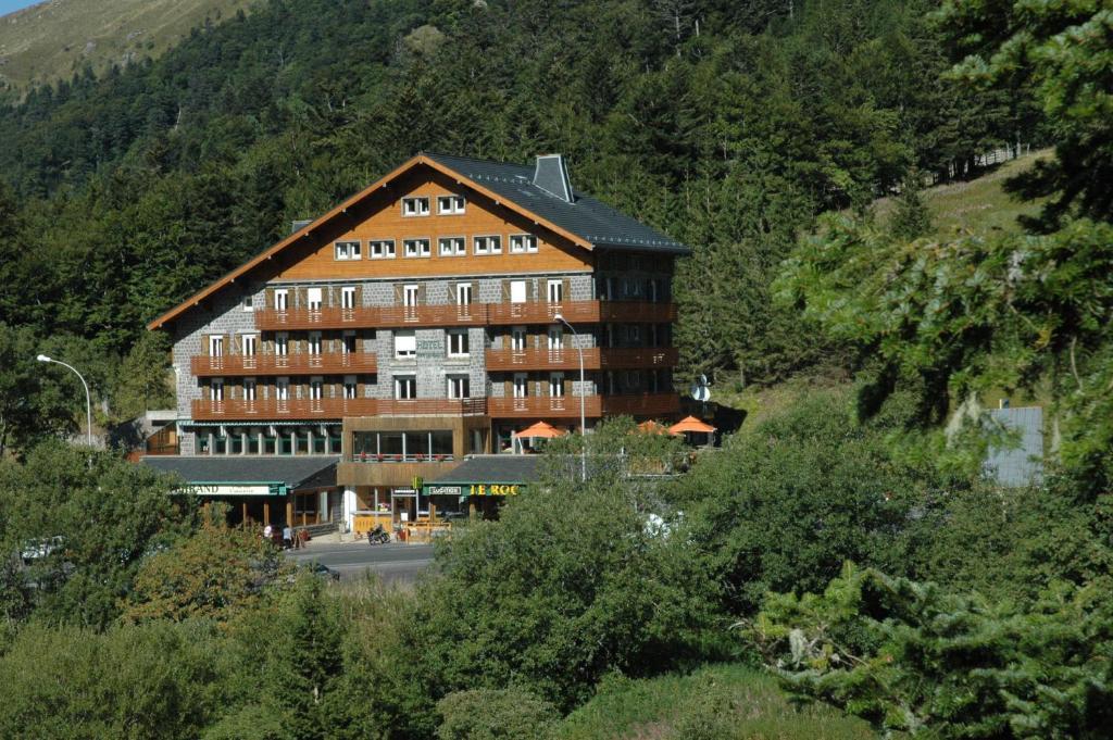 Hotel Du Puy Ferrand , Restaurant La Table De L'Ours Le Mont-Dore Exterior photo